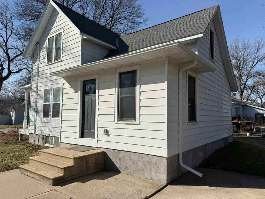 2325 NE Saint Paul Road, Owatonna, MN 55060 - #3