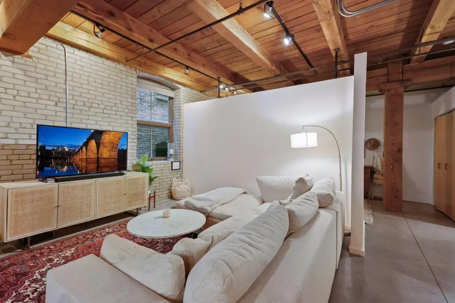 127 5th Street Ne #G04, Minneapolis, MN 55413 - #2