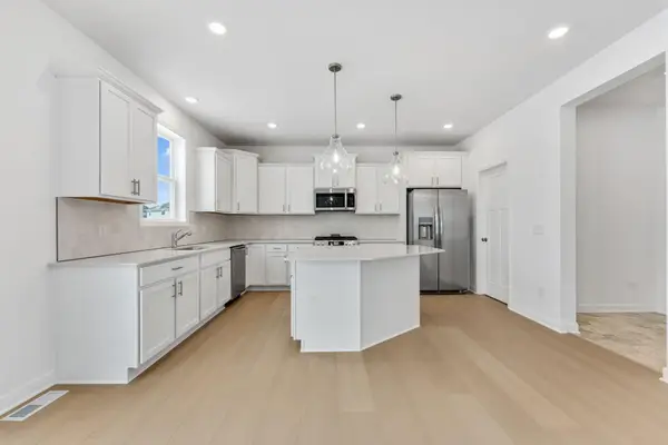 2624 Aspen Drive, Shakopee, MN 55379