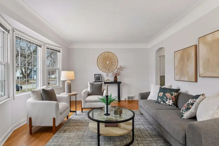 5641 Washburn Avenue S, Minneapolis, MN 55410 - #2