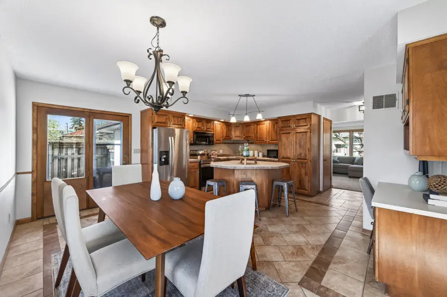 856 24th Avenue N, South Saint Paul, MN 55075 - #2