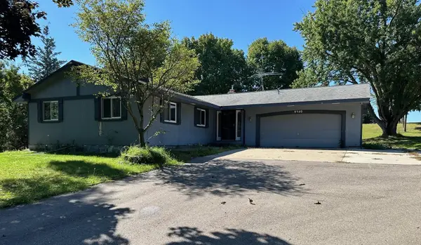 9340 Pierson Lake Drive, Chaska, MN 55318