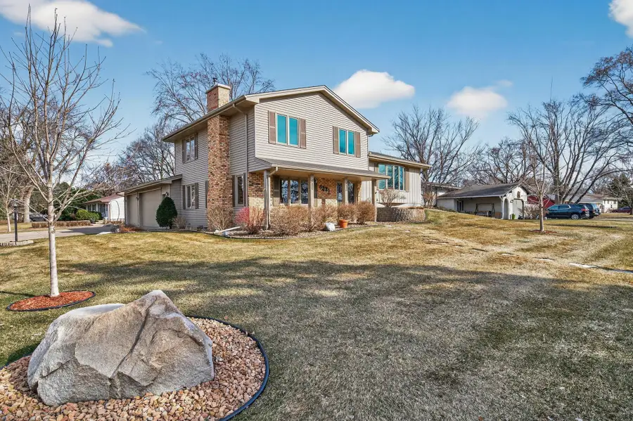 6331 Riverview Terrace Ne, Fridley, MN 55432 - #3