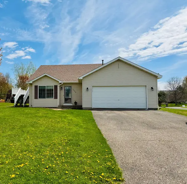 1330 Hunter Hill Drive, Hammond, WI 54015