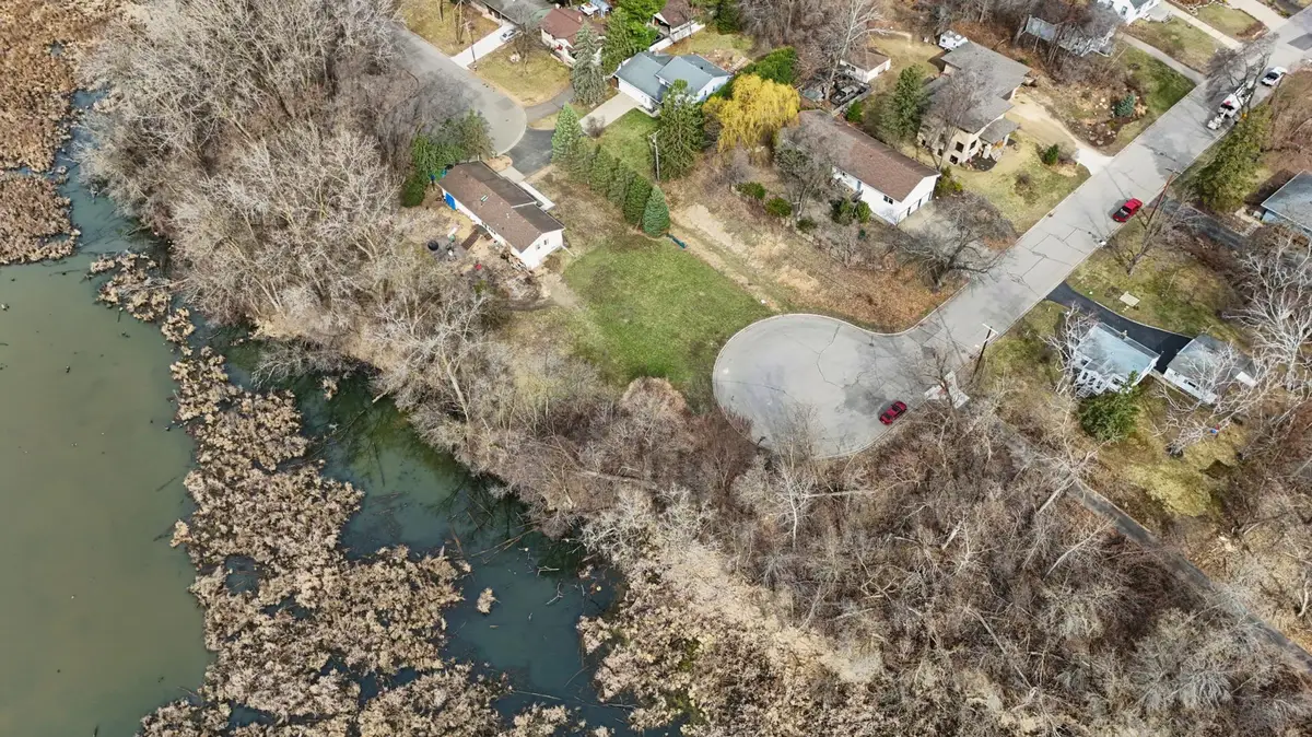 1801 Western Avenue N, Roseville, MN 55113 - #1