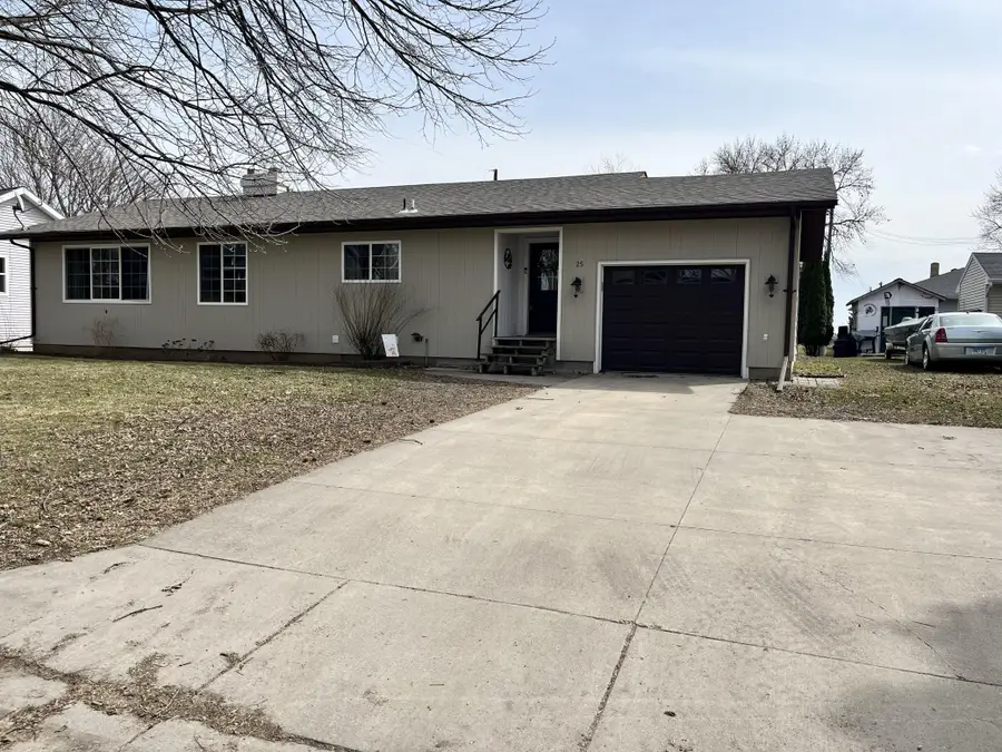 25 4th Avenue Se, Clara City, MN 56222 - #2