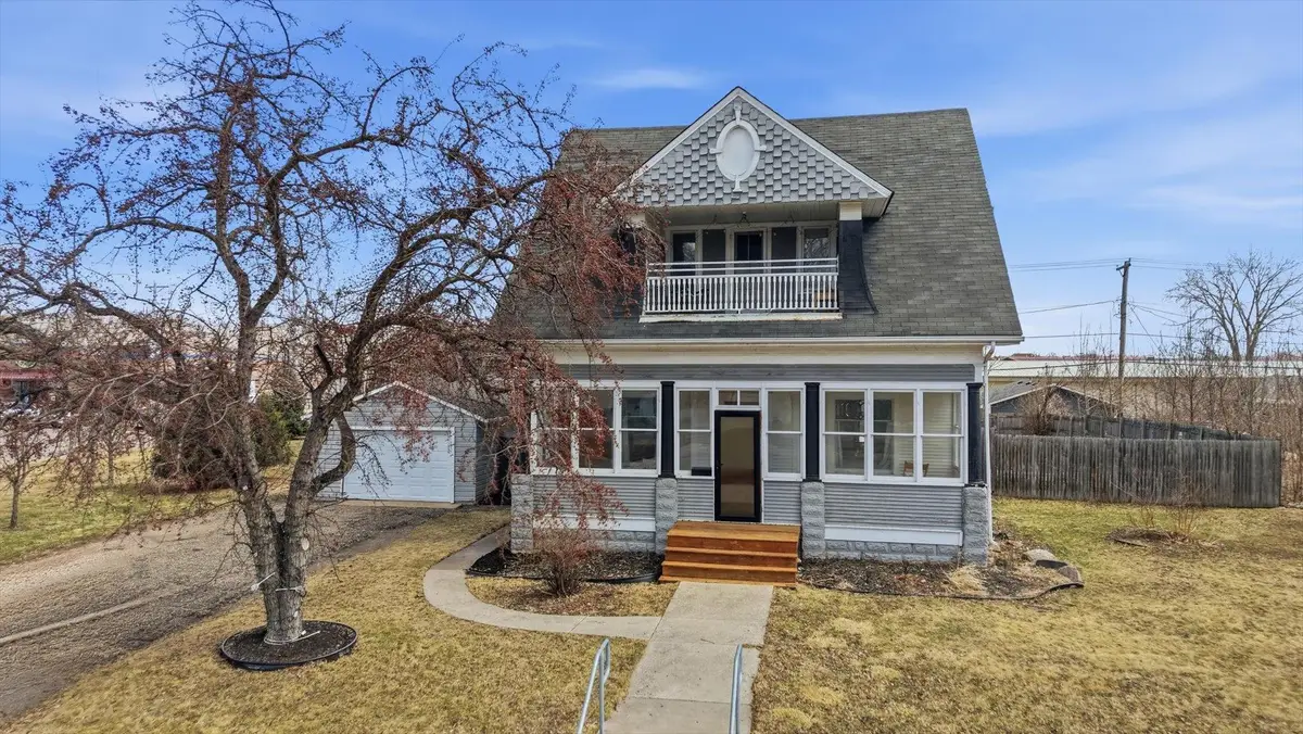 706 Central Avenue, Buffalo, MN 55313 - #1