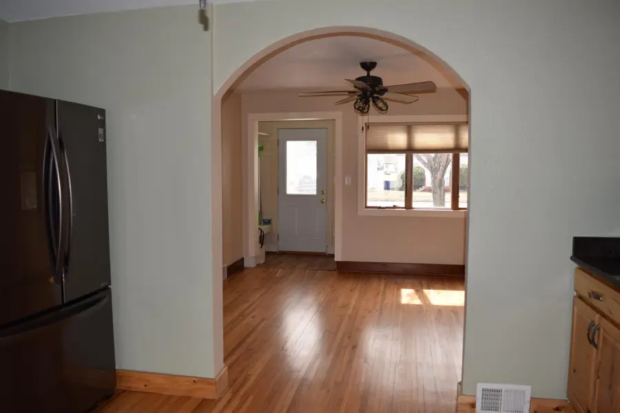 213 Brown Street W, Comfrey, MN 56019 - #3