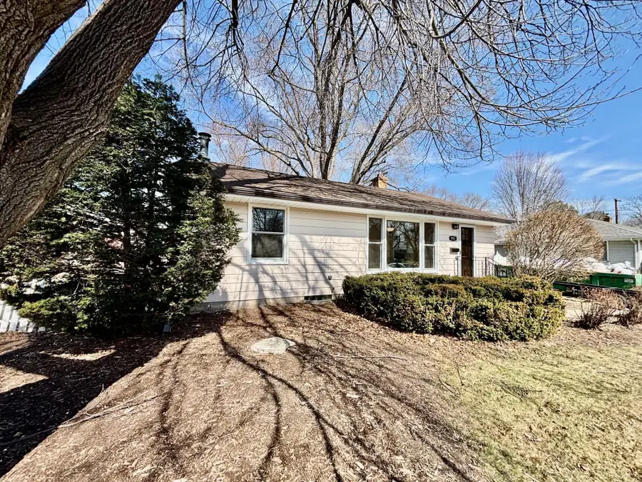 993 Roma Avenue, Roseville, MN 55113 - #2