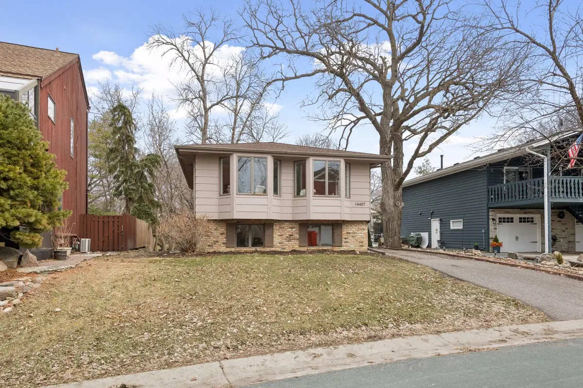 14407 Watersedge Trail Ne, Prior Lake, MN 55372 - #1