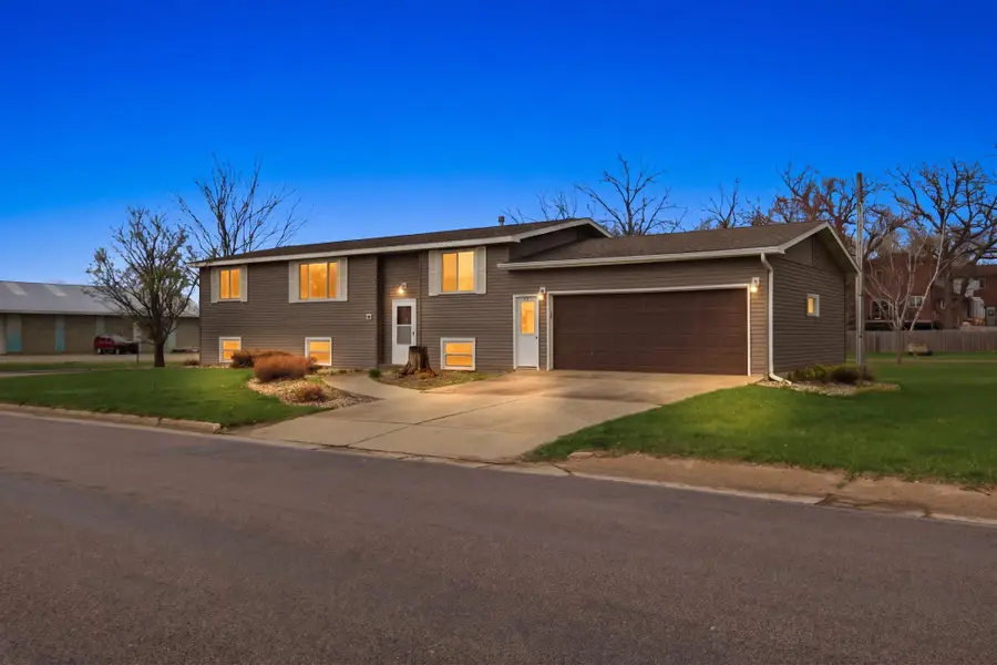 114 4th Street N, Grove City, MN 56243 - #3