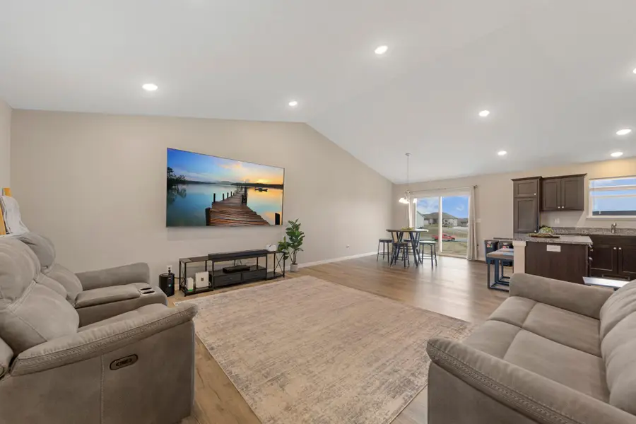 902 Emily Court Ne, Montgomery, MN 56069 - #3