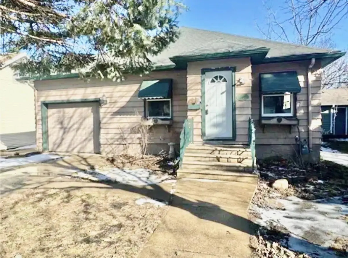 1204 2nd Avenue Nw, Austin, MN 55912 - #1