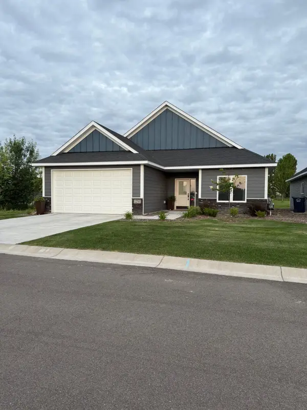 12765 292nd Lane, Lindstrom, MN 55045
