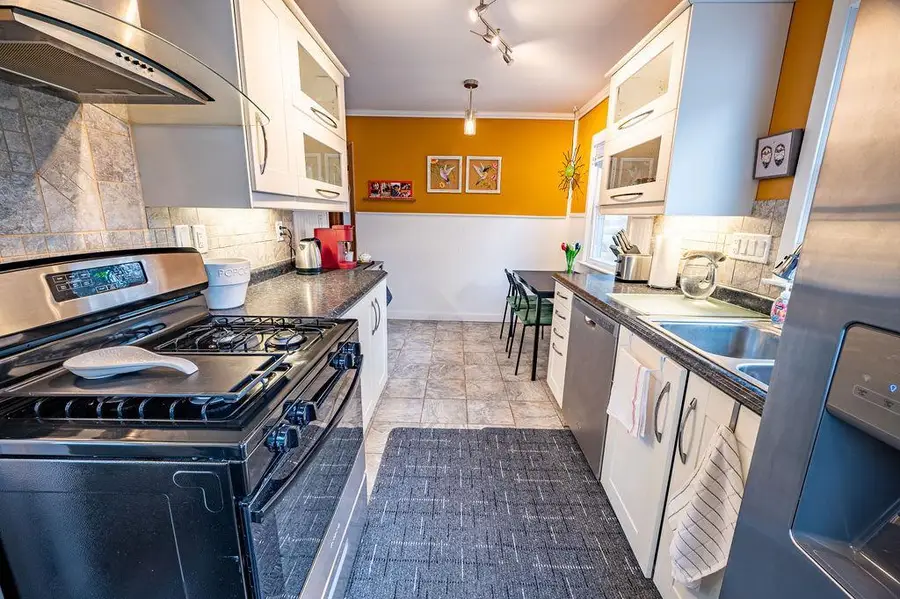 158 W Summit Avenue, Ellsworth, WI 54011 - #2