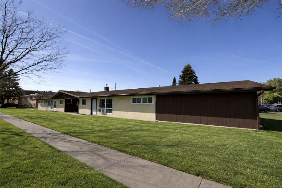 1815 9th Avenue S, Moorhead, MN 56560 - #2