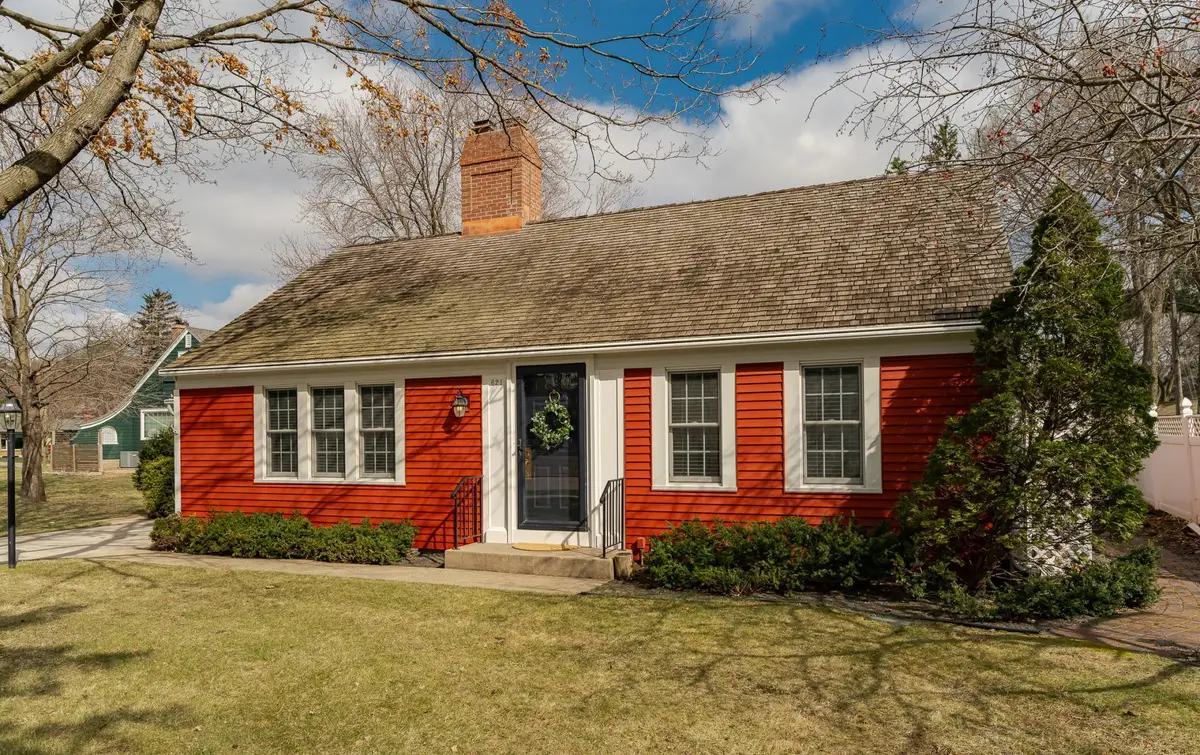 621 10th Street Sw, Rochester, MN 55902 - #1