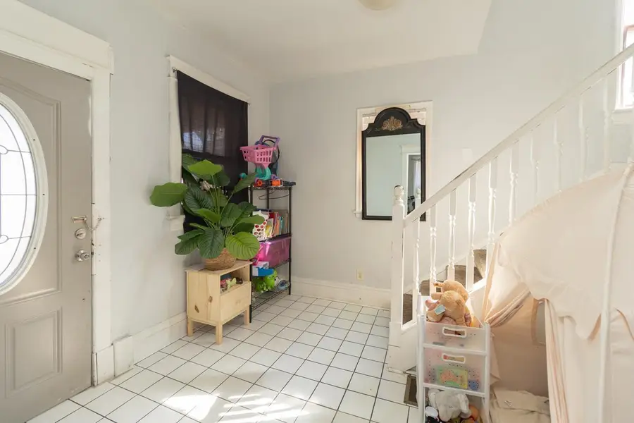 856 Sherburne Avenue, Saint Paul, MN 55104 - #3