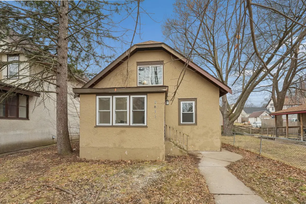 2811 Dupont Avenue N, Minneapolis, MN 55411 - #1