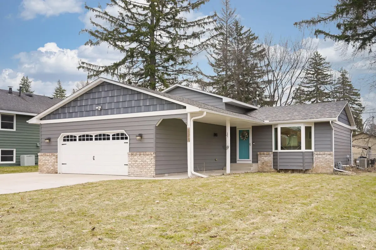 321 3rd Avenue Se, New Brighton, MN 55112 - #1