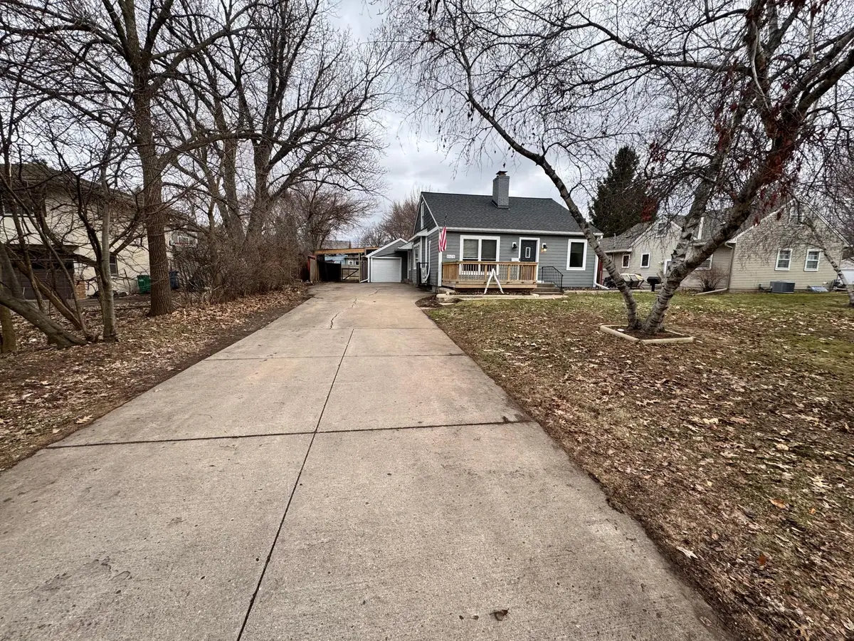 6439 Olympia Street, Golden Valley, MN 55427 - #1