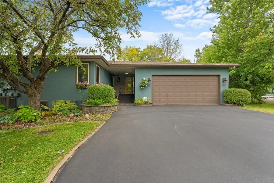 302 Pleasant Knolls, Center City, MN 55012 - #2
