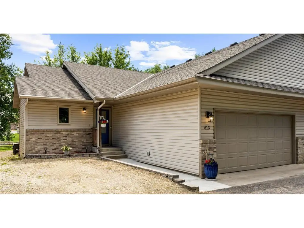613 Temple Street, Alexandria, MN 56308 - #1