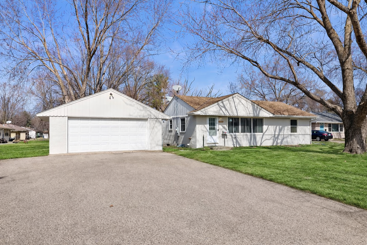 3708 W Old Shakopee Road, Bloomington, MN 55431 - #1