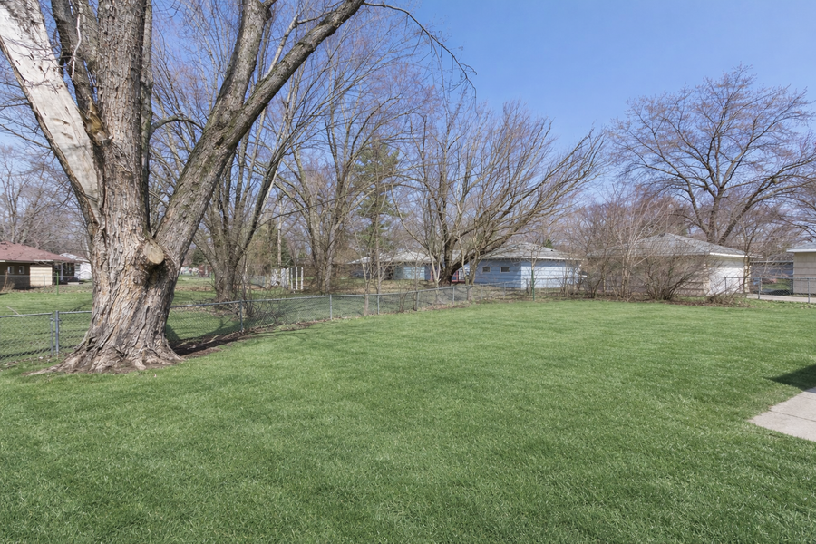 3708 W Old Shakopee Road, Bloomington, MN 55431 - #3