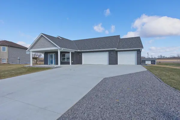 211 Century Lane, Silver Lake, MN 55381