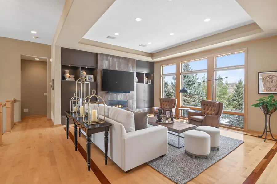 21115 Ridgewood Trail, Lakeville, MN 55044 - #2