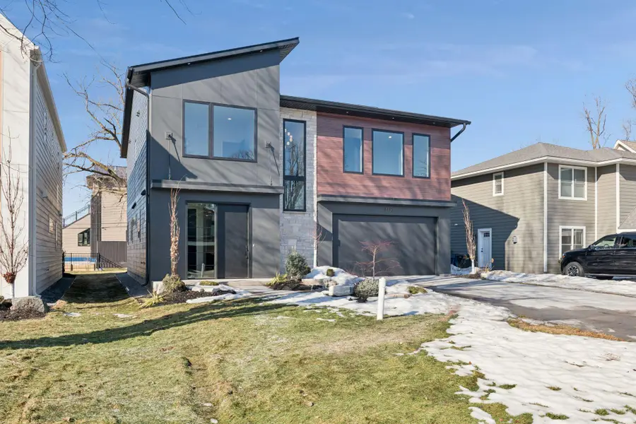 6132 Oaklawn Avenue, Edina, MN 55424 - #3