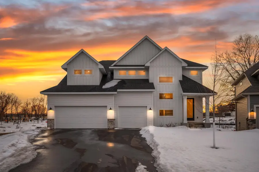 2388 Laurie Court, Roseville, MN 55113 - #2