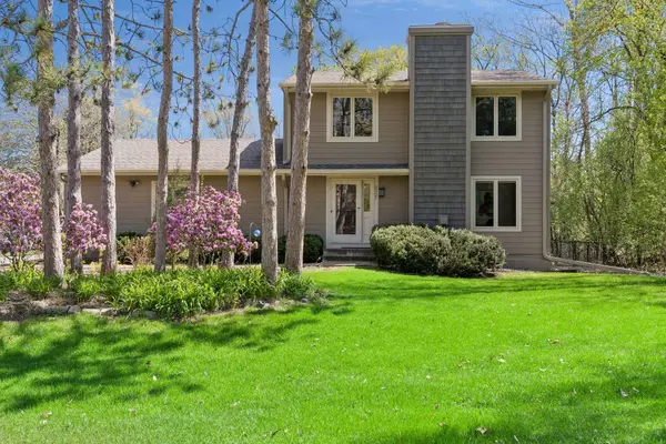 2521 Abbey Hill Drive, Minnetonka, MN 55305