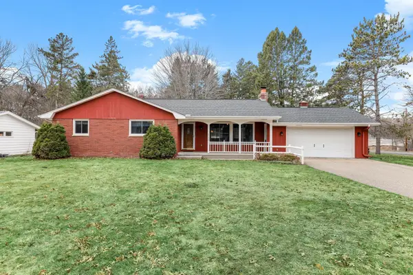 2988 Legion Avenue N, Lake Elmo, MN 55042