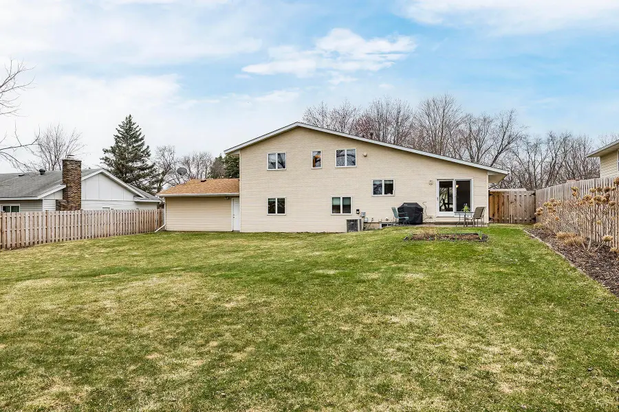 14150 Garrett Avenue, Apple Valley, MN 55124 - #2