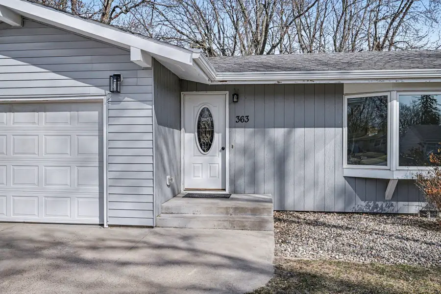 363 N Waterville Avenue, Le Center, MN 56057 - #2