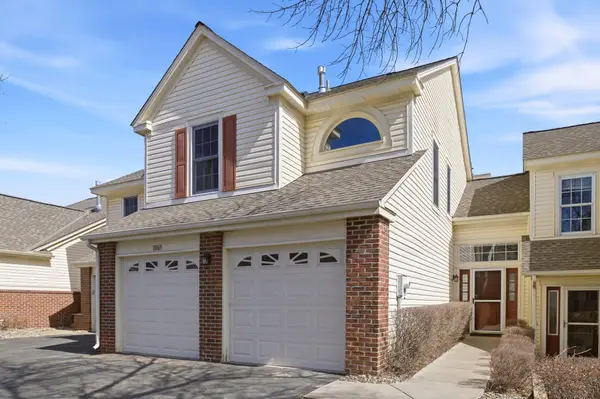 11065 Oregon Curve, Bloomington, MN 55438