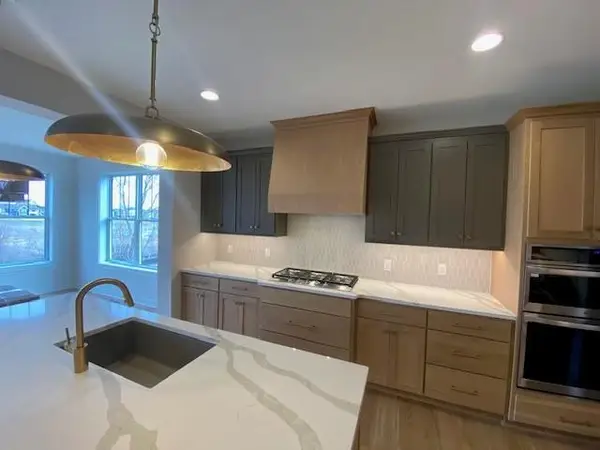 14708 Kingsview Lane N, Dayton, MN 55327