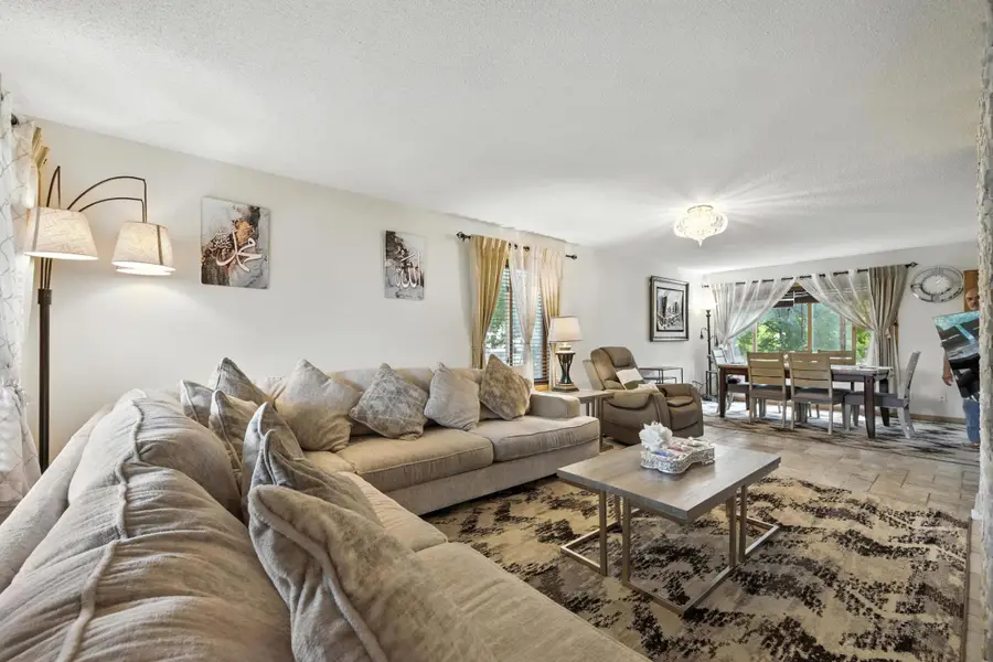 2710 91st Avenue Ne, Blaine, MN 55449 - #2