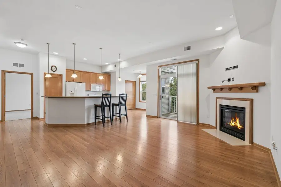 1244 County Road D E #205, Maplewood, MN 55109 - #2