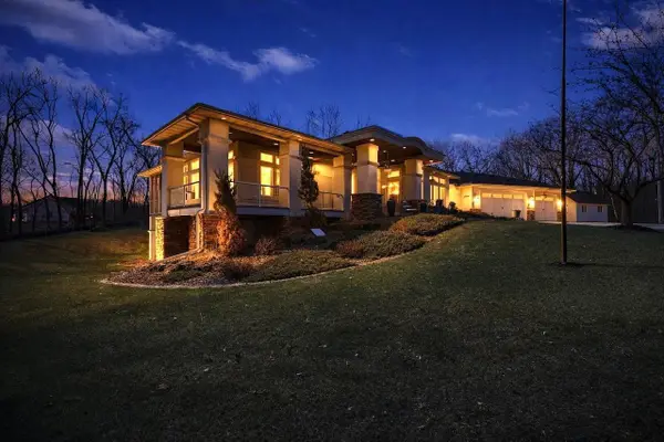 9401 Elm Court, Prior Lake, MN 55372