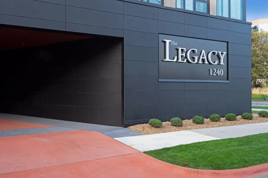 1240 S 2nd Street #424, Minneapolis, MN 55415 - #2