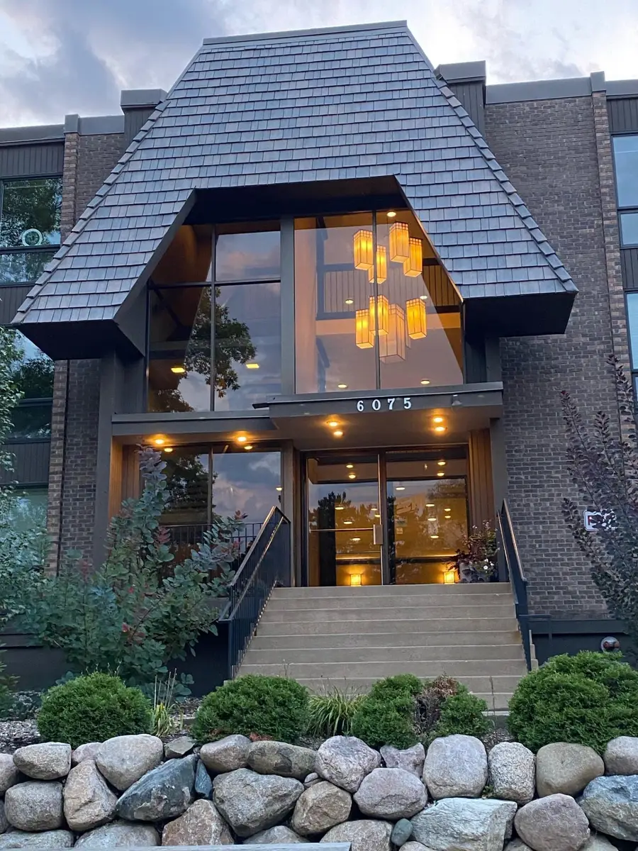 6075 Lincoln Drive #201, Edina, MN 55436 - #3