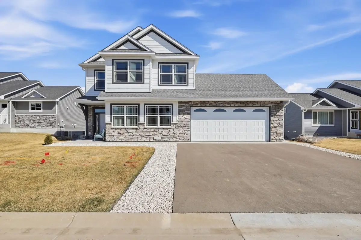 9934 14th Circle Ne, Saint Michael, MN 55376 - #1