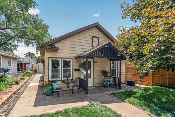 526 Summit Street Ne, Columbia Heights, MN 55421