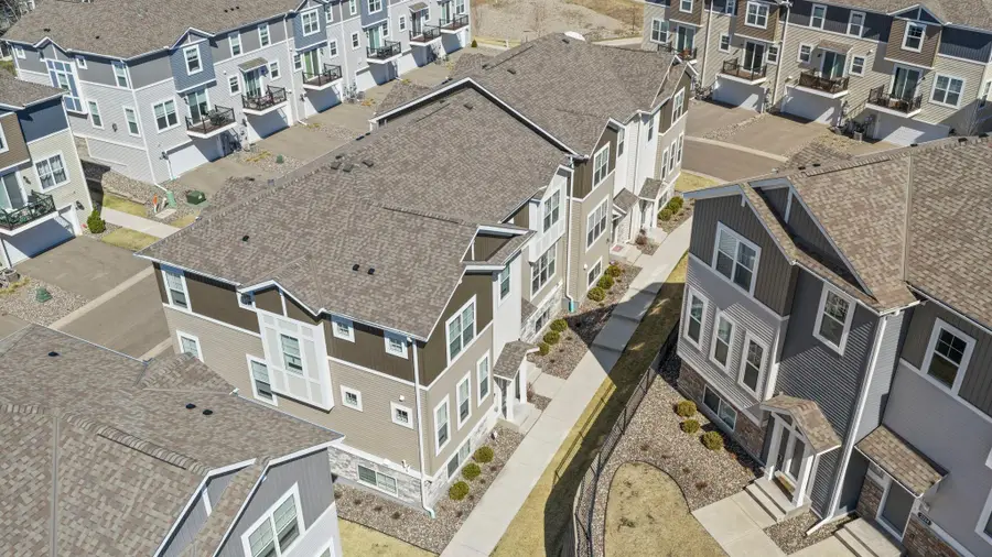 2230 Gateway Curve, North Saint Paul, MN 55109 - #3