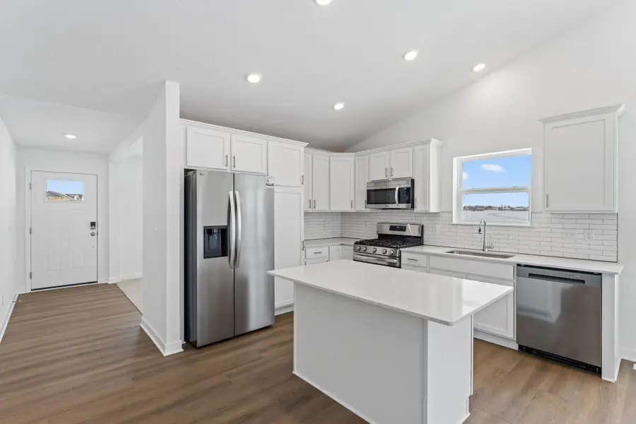 8550 Farmstead Avenue Ne, Monticello, MN 55362 - #3