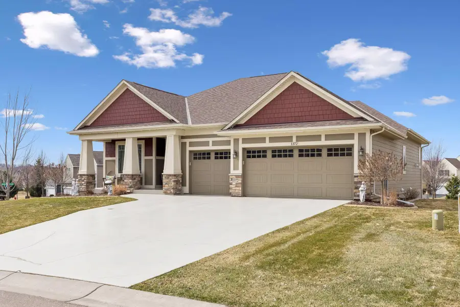 1372 Pleasant Lake Drive, Woodbury, MN 55129 - #2