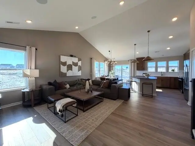 1649 Lund Way, Shakopee, MN 55379 - #3